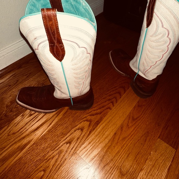 Ariat Turquoise Leather Boots - Picture 2 of 5